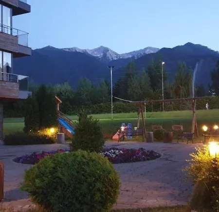 Apartment Retreat Pool And Mountain Views *